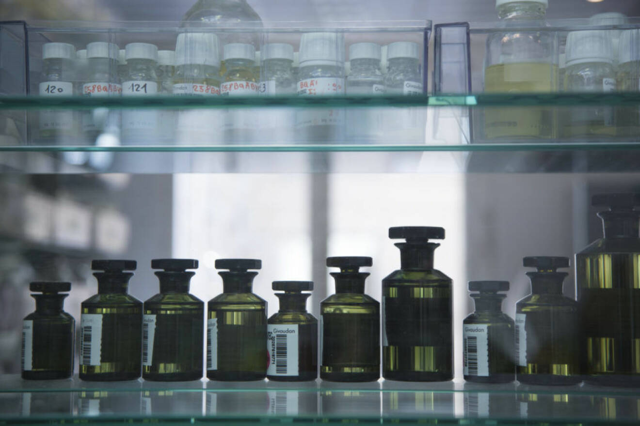H&M lanserar 25 parfymer