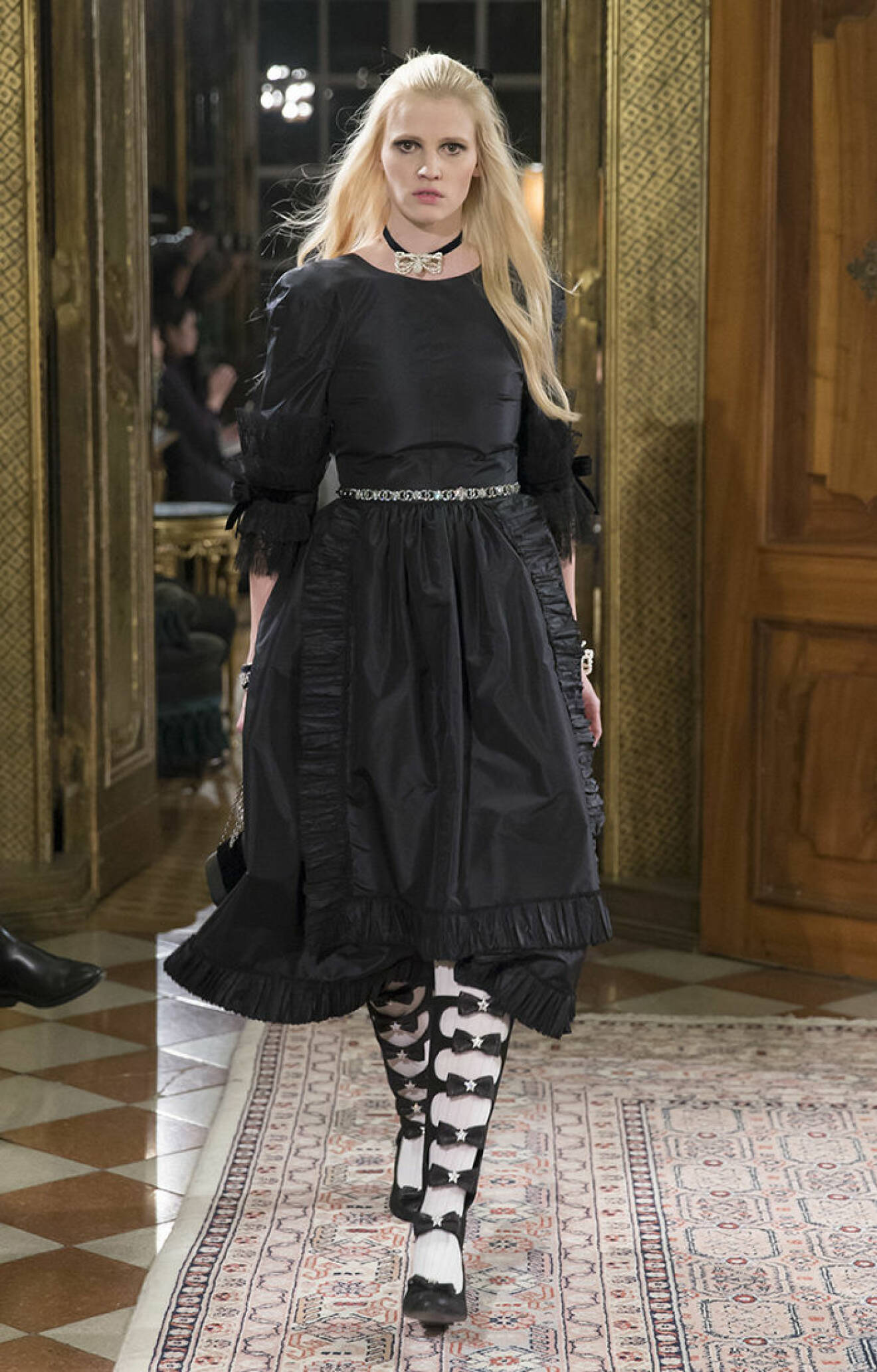 Chanel Metiers dArt fashion show Collection 2014/15 Paris-Salzburg
