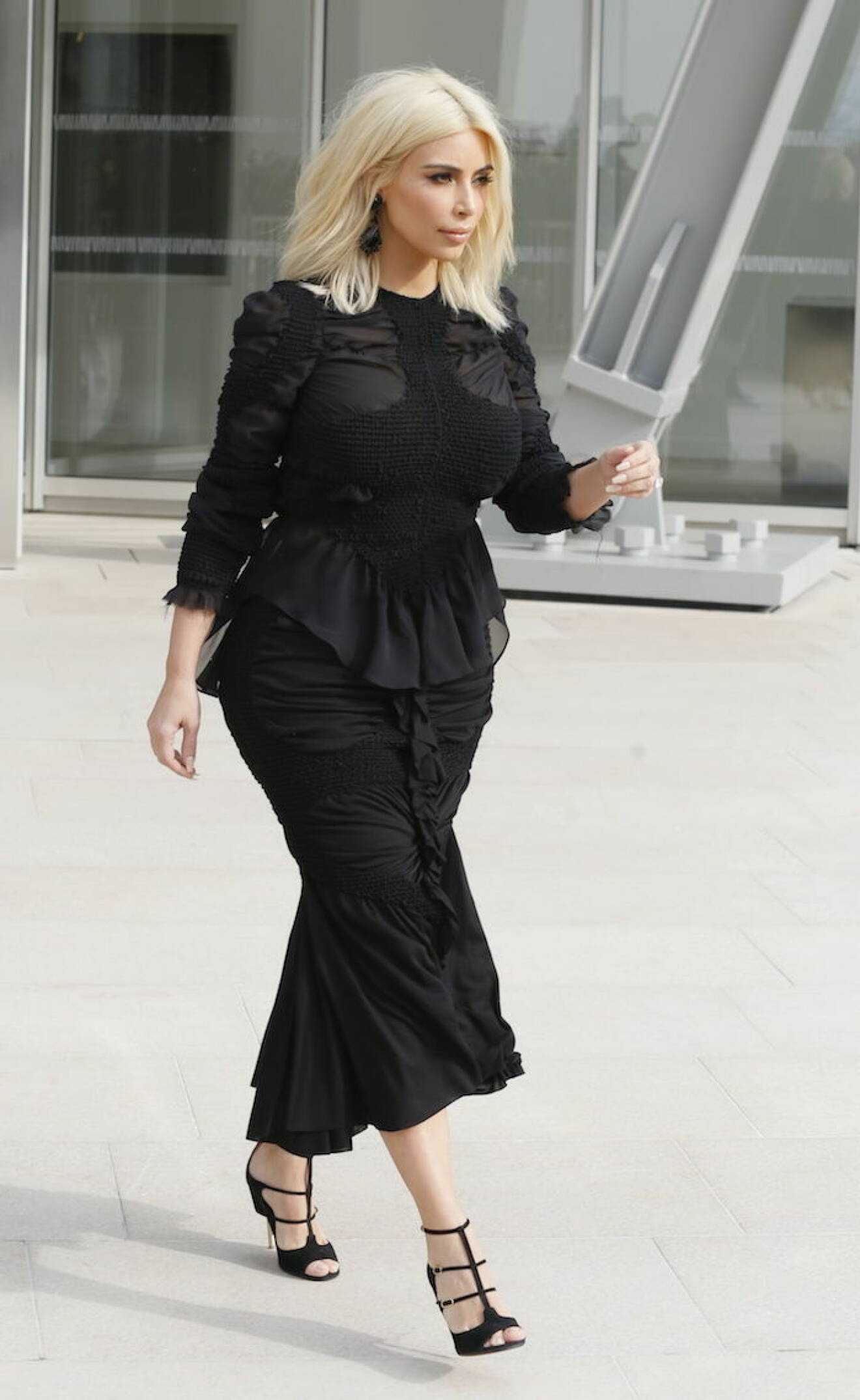 Kim Kardashian på  Louis Vuitton
