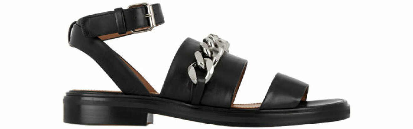 6. Sandal, 8301 kr, Givenchy Net-a-porter.com