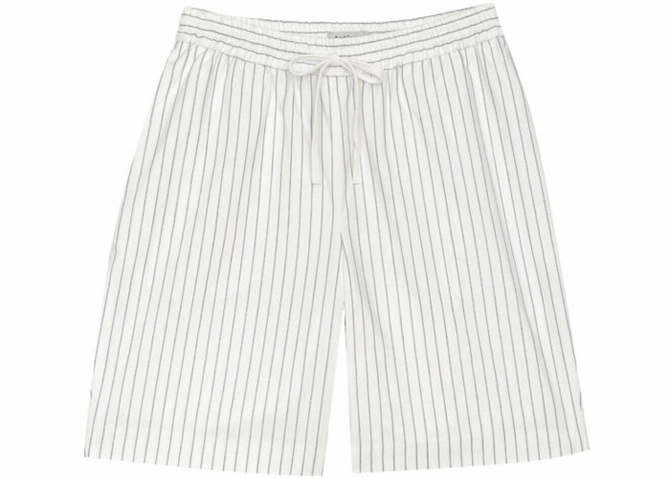 15. Shorts, 1800 kr, Toteme