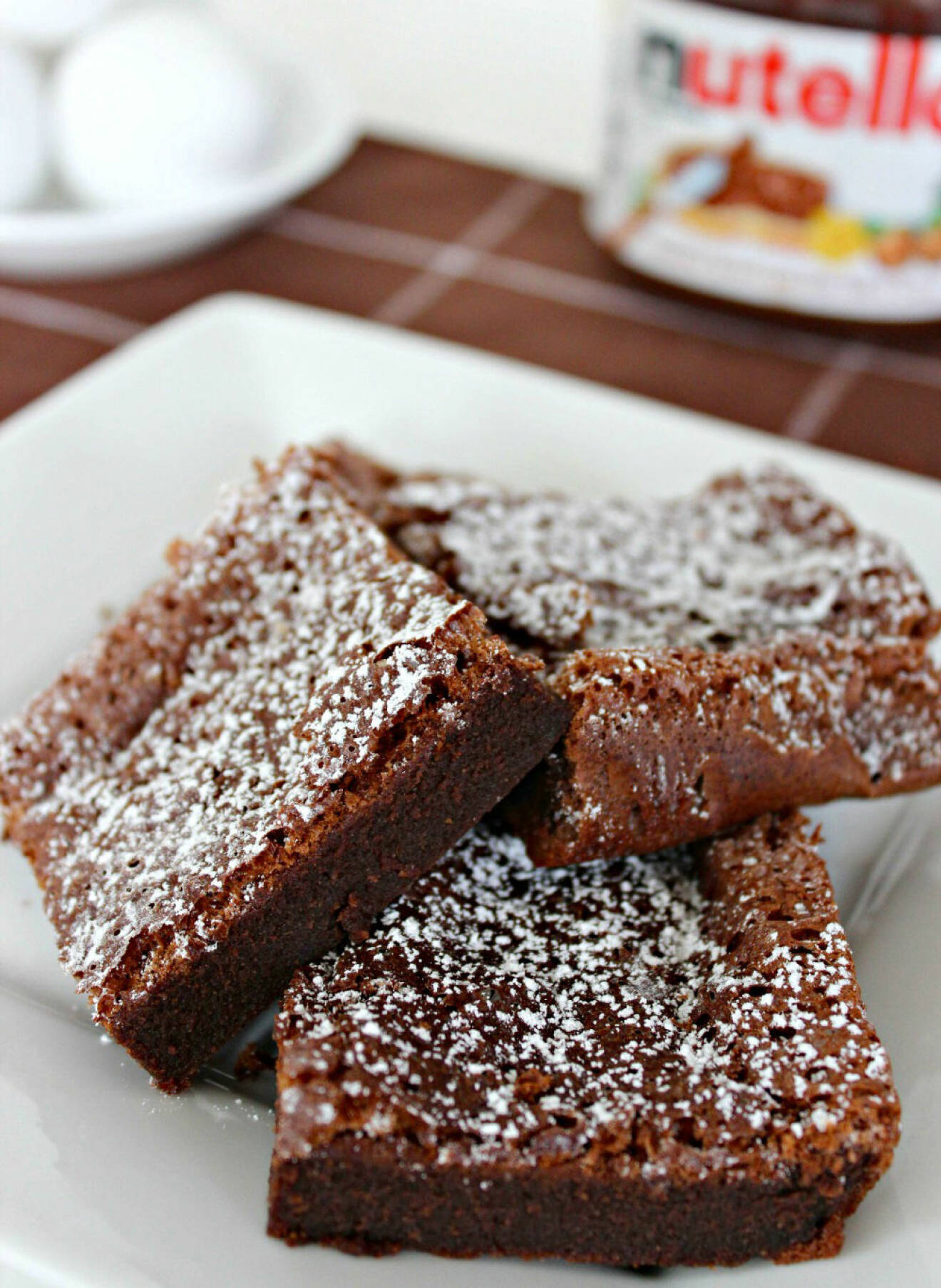 Recept på brownies med nutella som du kan baka hemma.