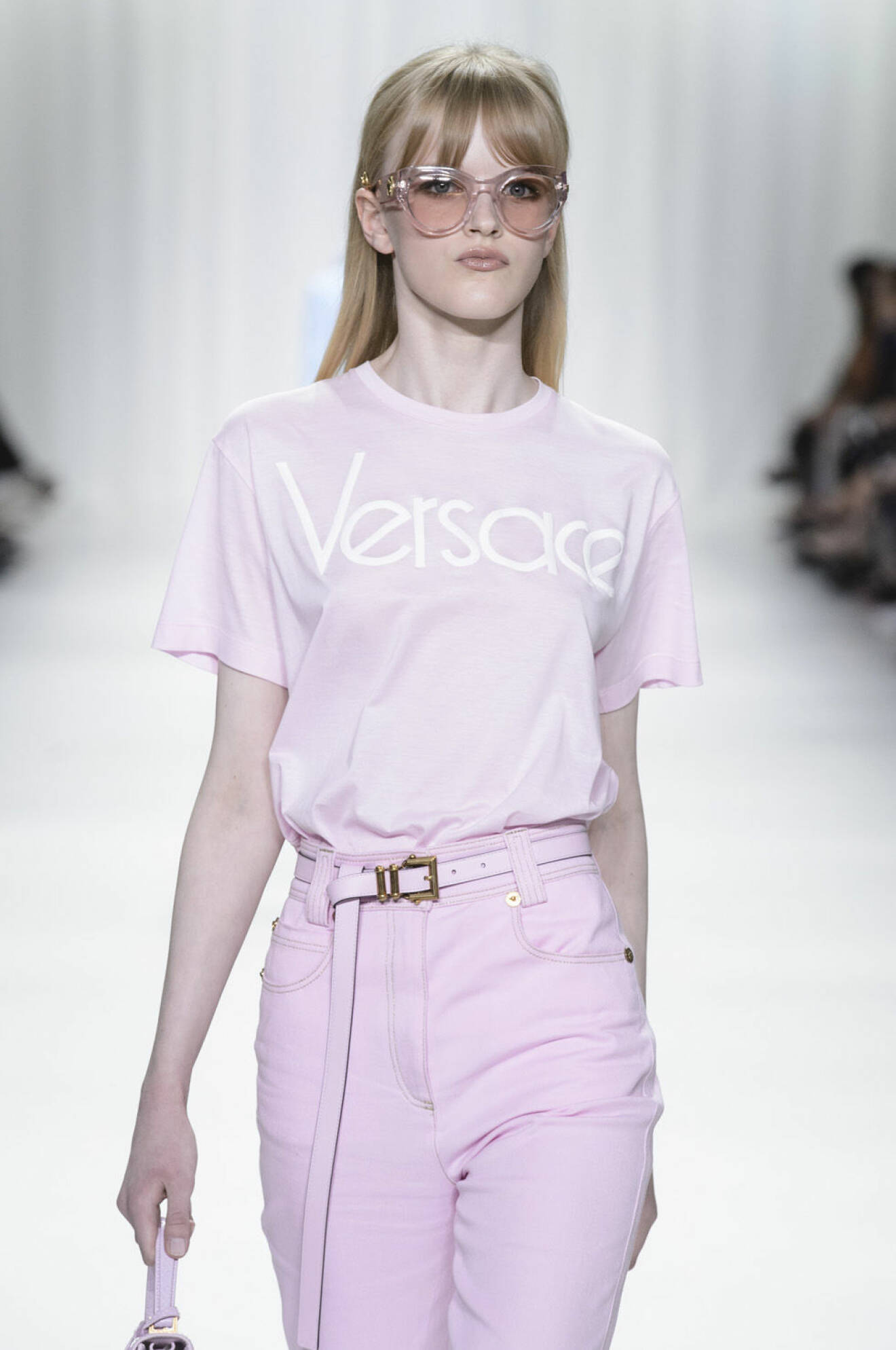 Ljusrosa Versace