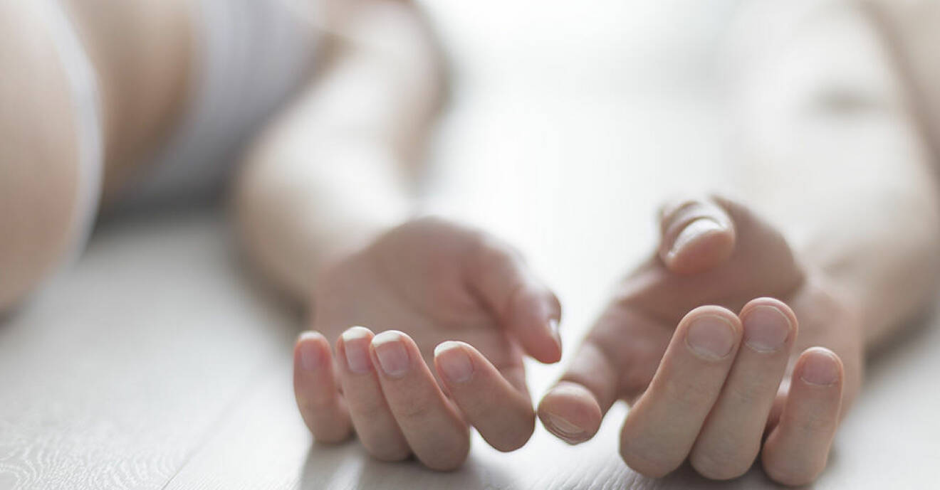 Två händer som möts. Foto: Shutterstock