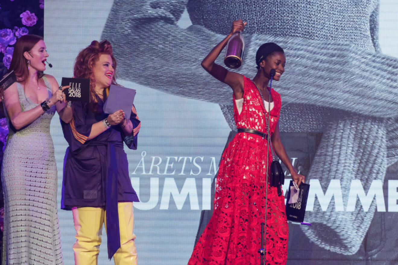 Oumie Jammeh tog emot priset "Årets modell" på ELLE-galan.