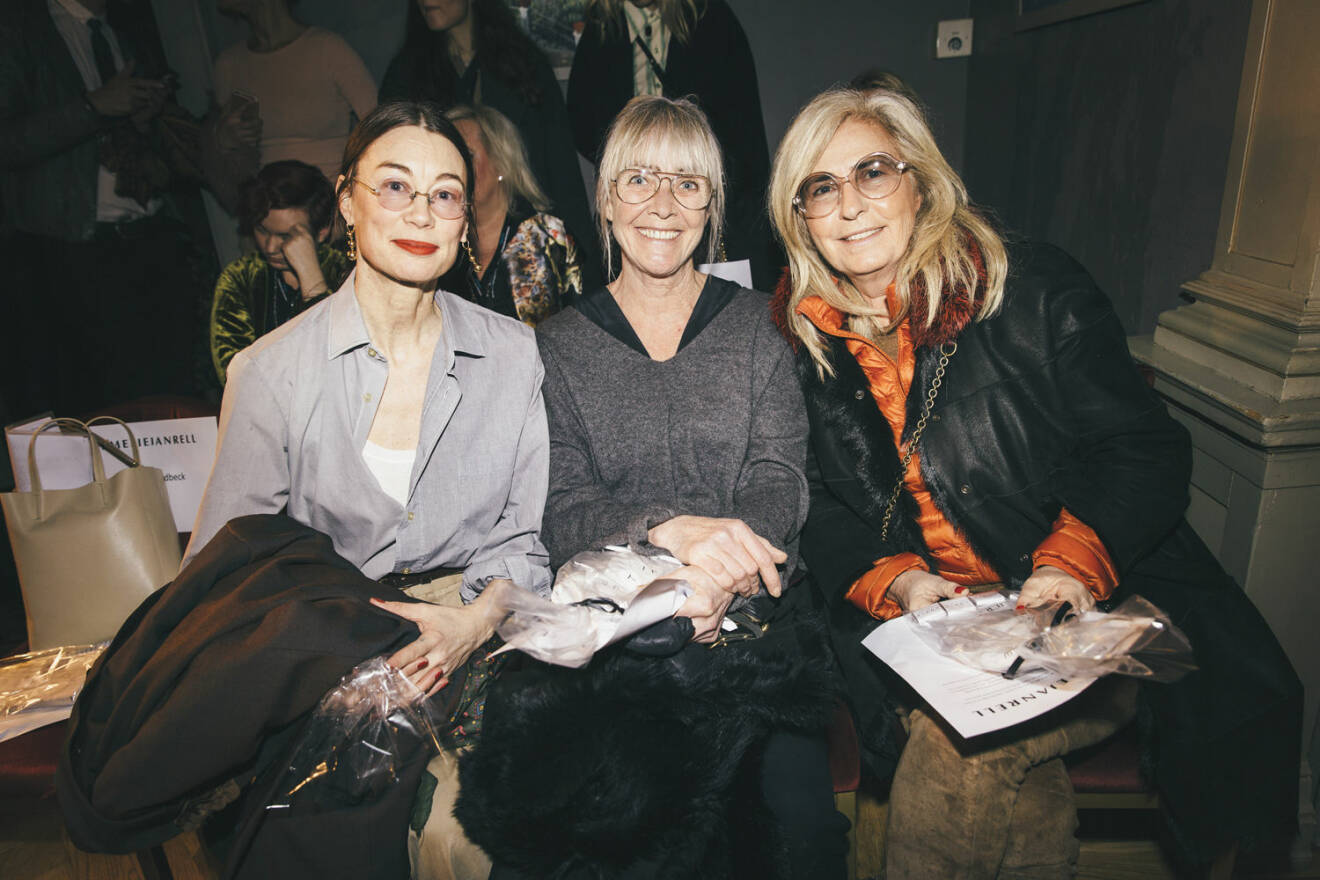 Ursula Wångander med sällskap på Fashion Week.