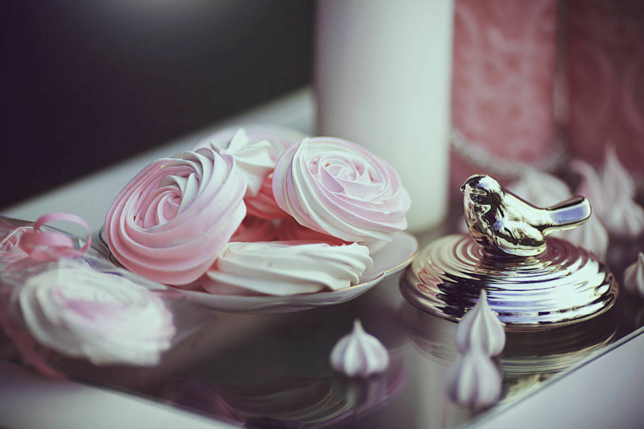 Ett dessertbord är populärt på bröllop. 