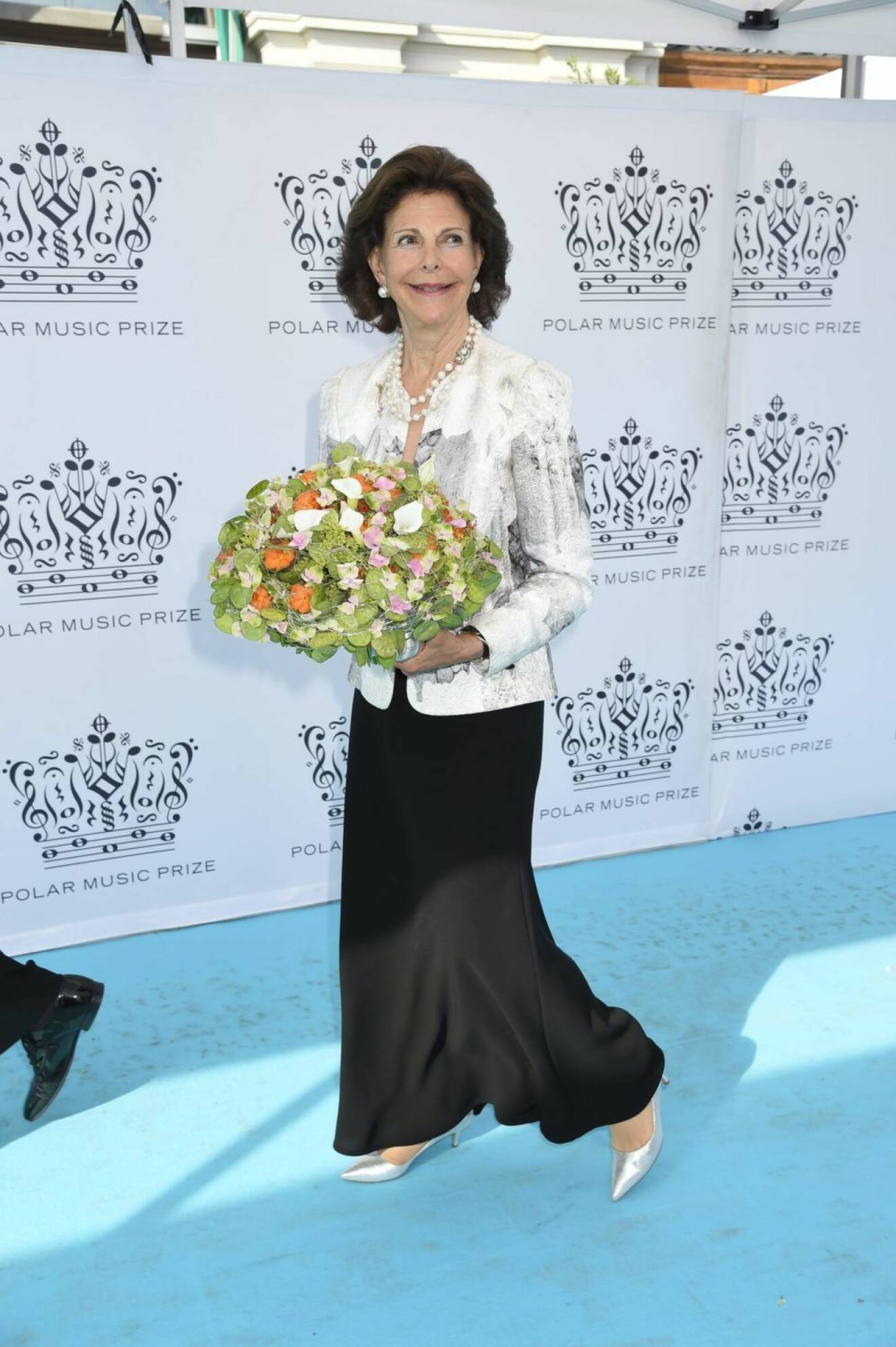 Drottning Silvia på röda mattan på Polarpriset.