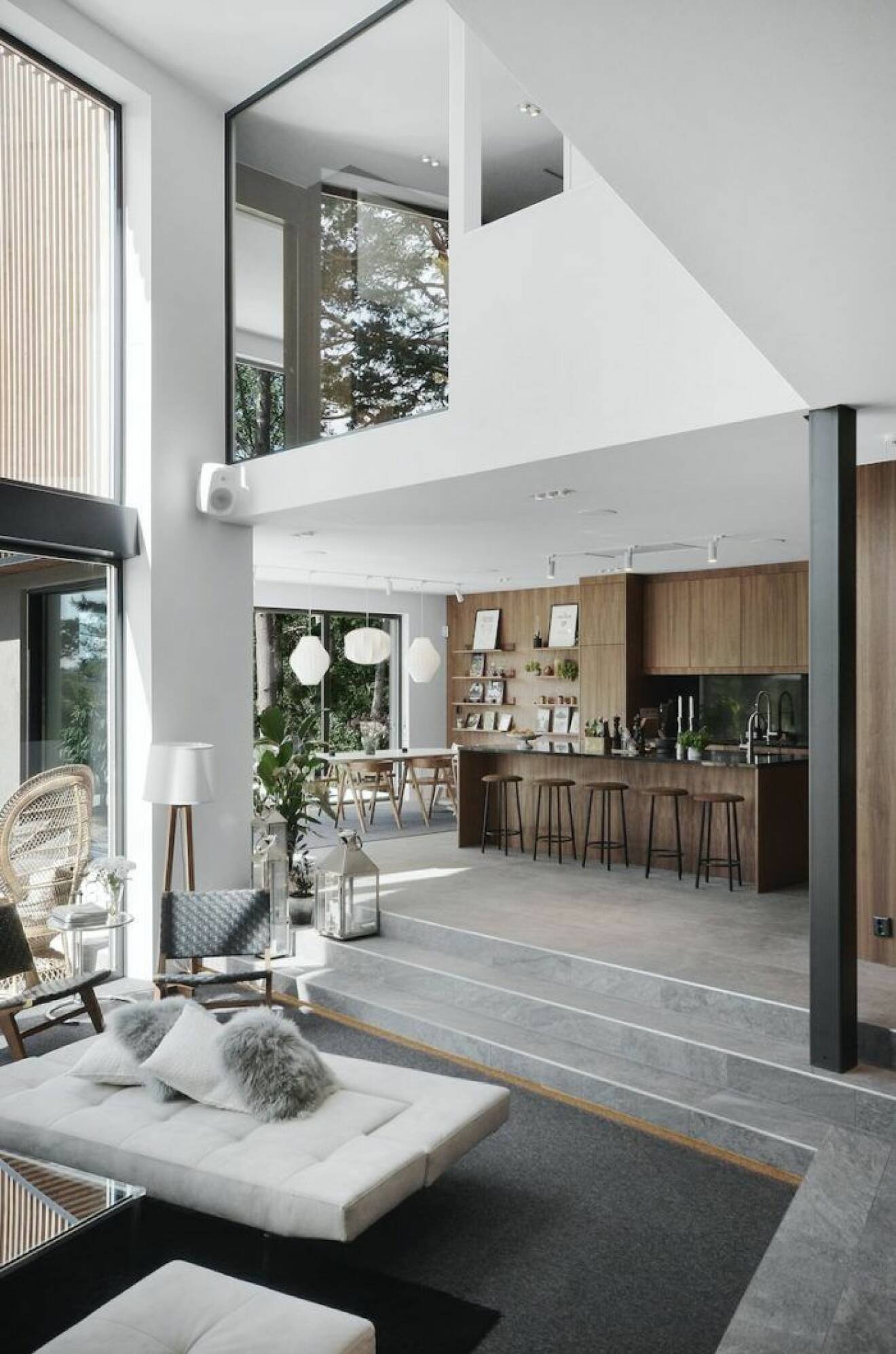 Isabella Löwengrip köper ny villa – för 30 miljoner kronor. Lyxiga materialval.