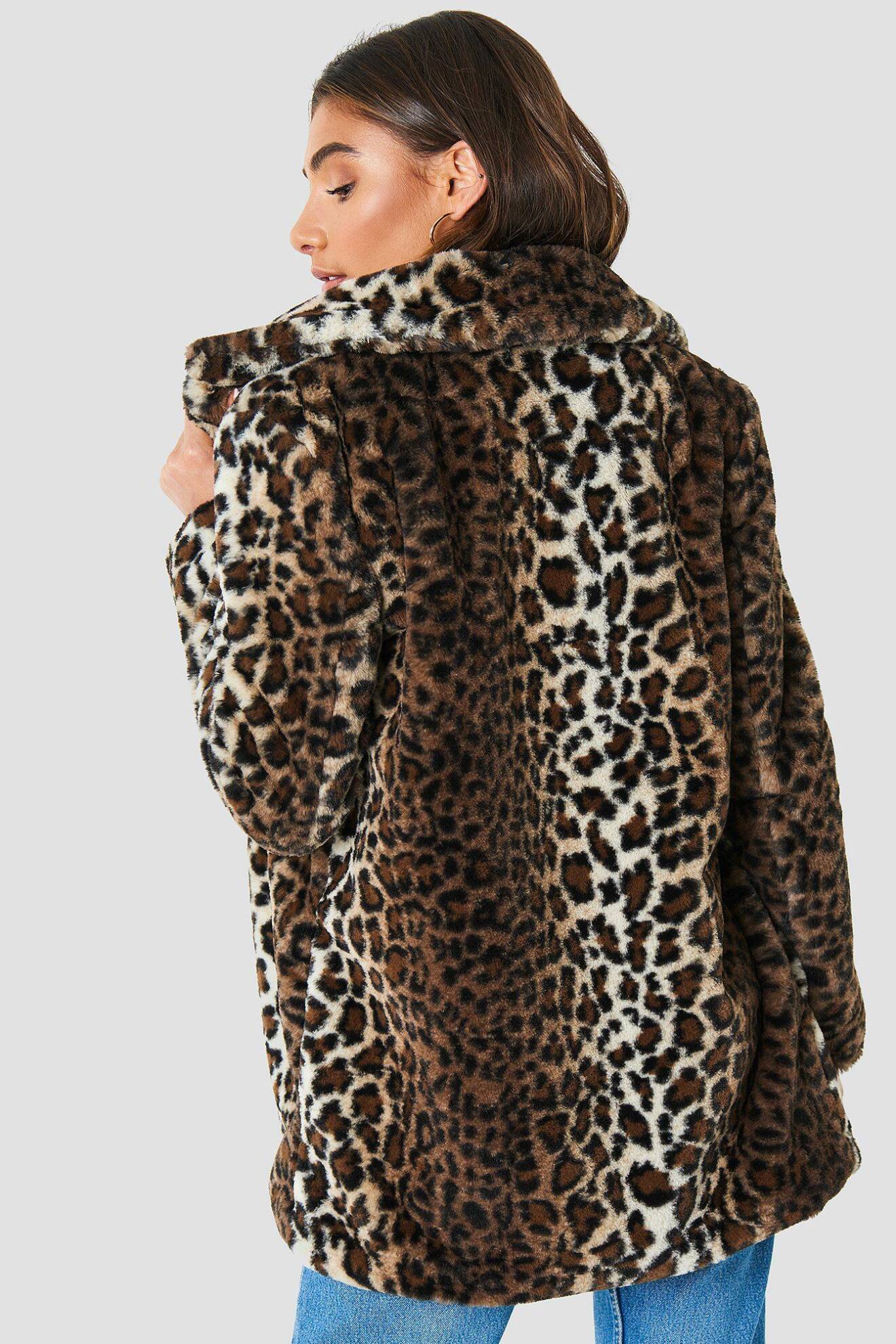 Leopard fuskpäls lång
