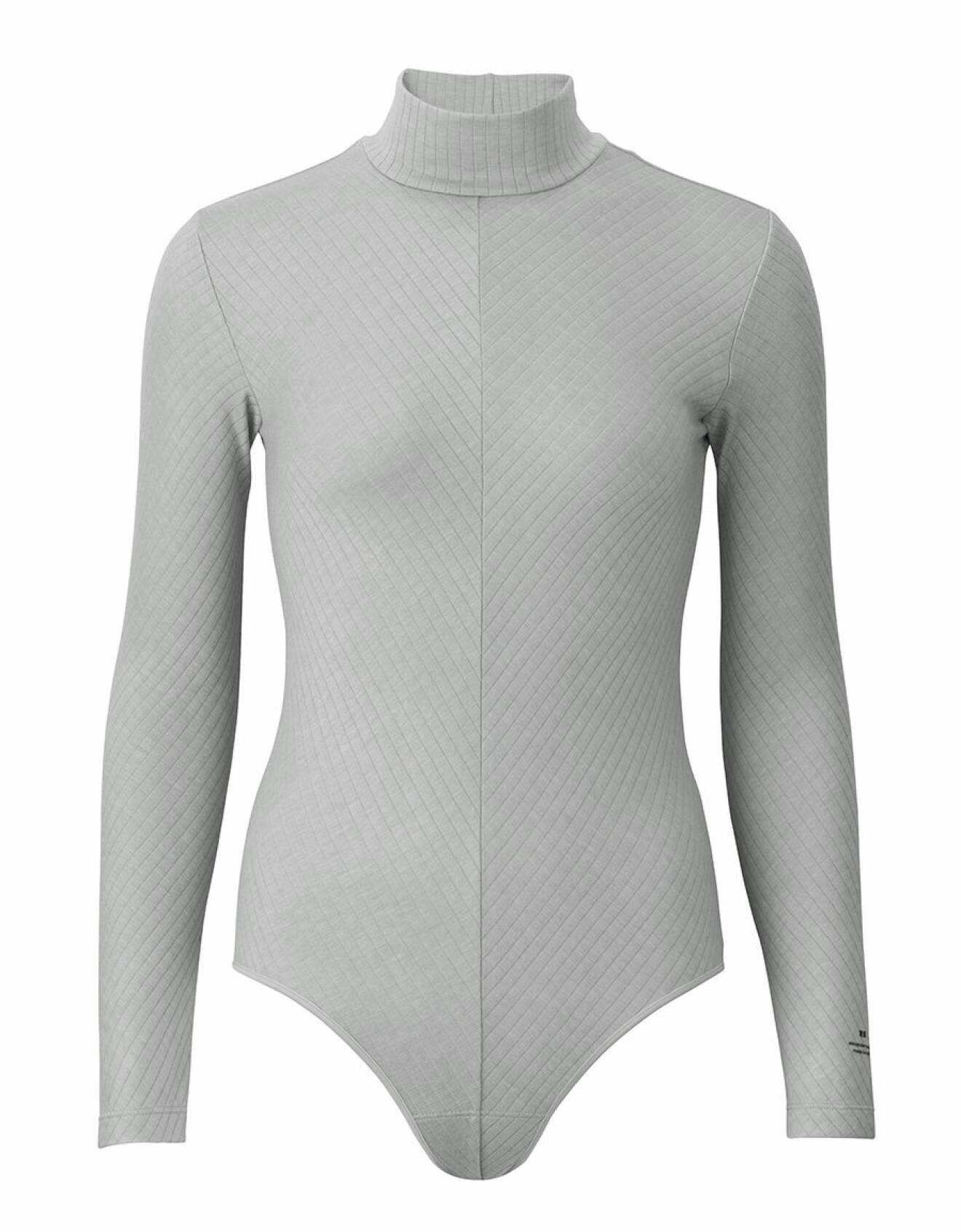 Bodysuit modell varmare, 499 kr, finns i svart, vitt och grå.