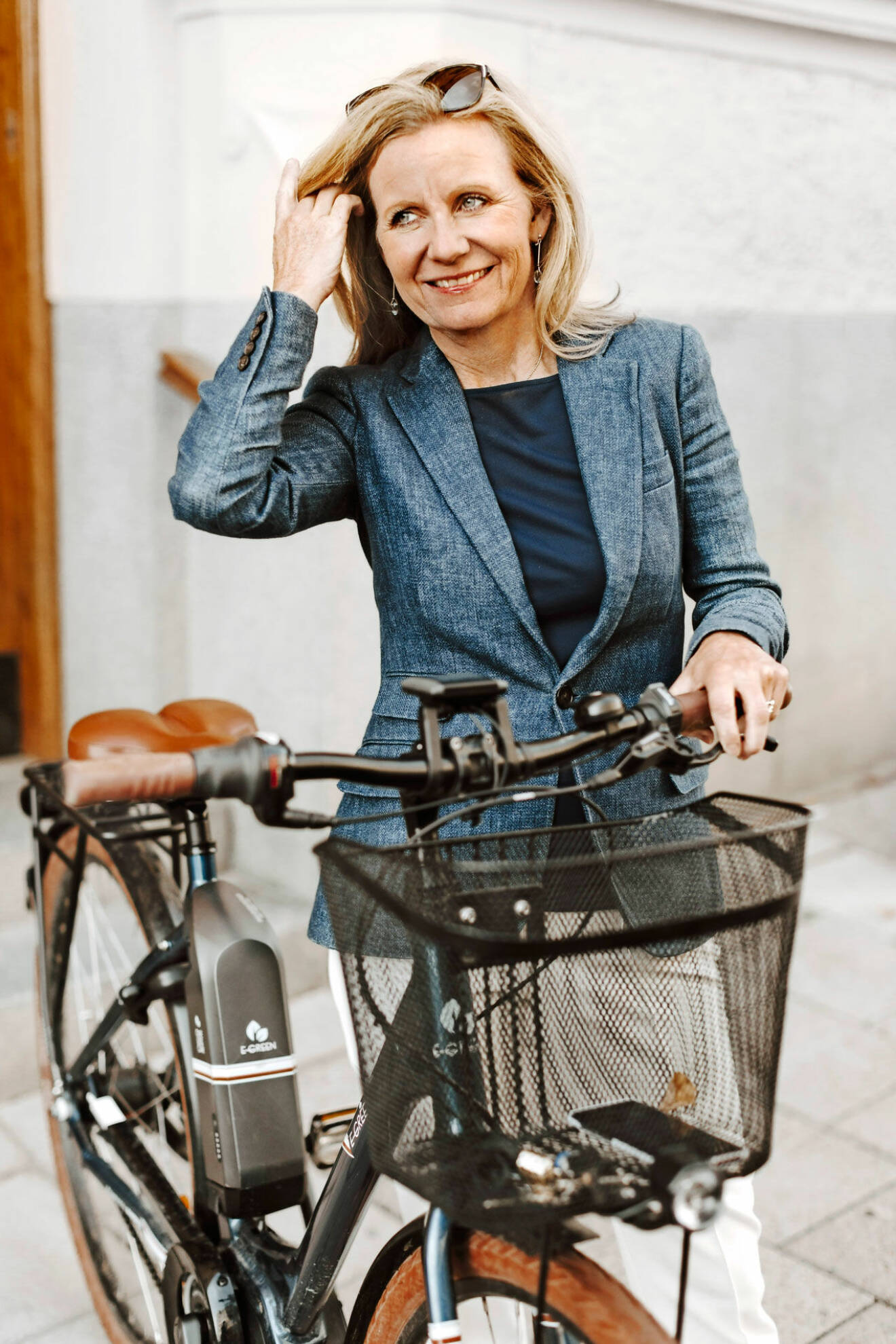 Hélène Barnekow med sin cykel