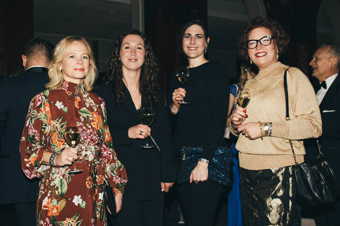 Louise Collin, Olivia Larsson, Sara Badman, Christine Dalman