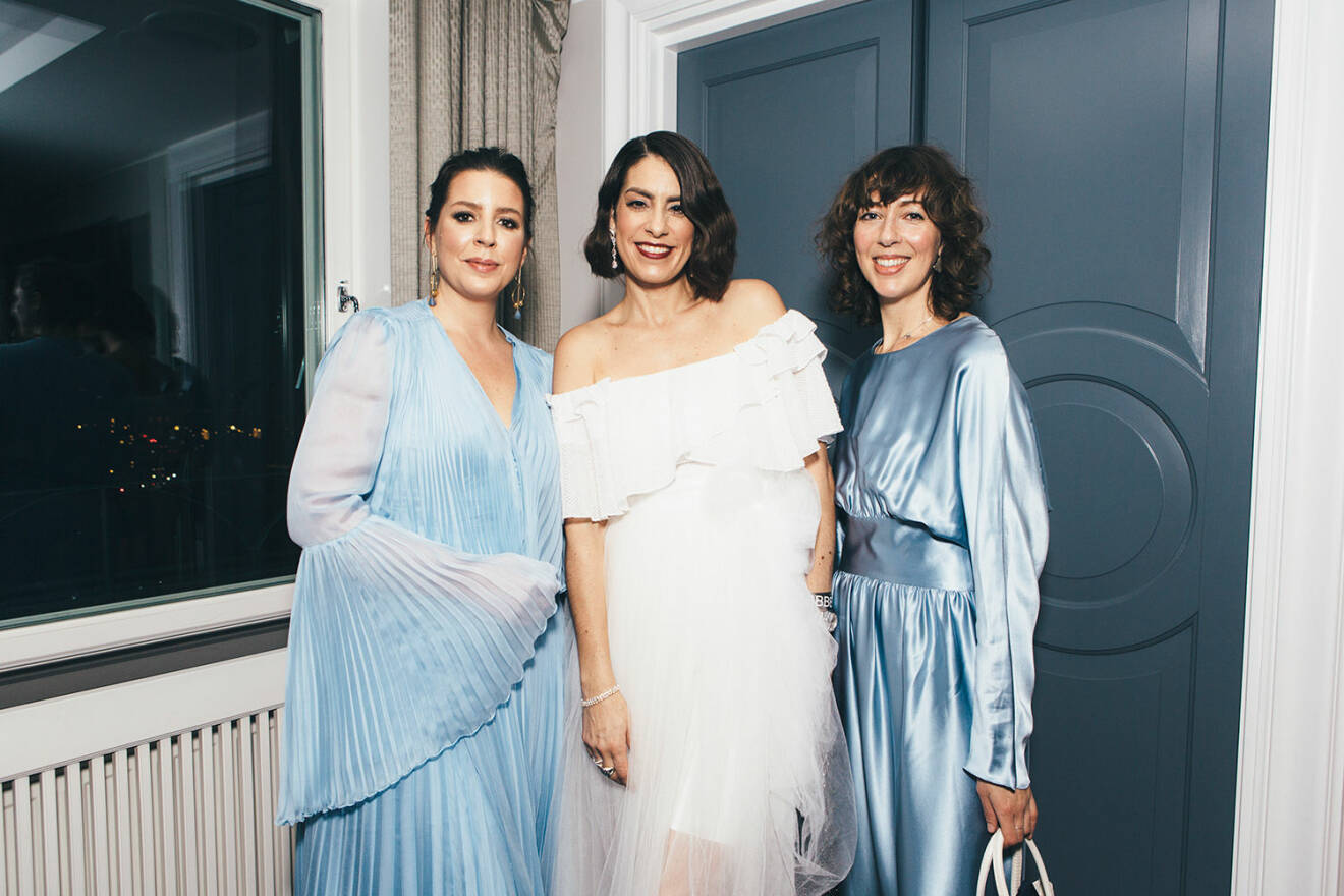 Emma Unckel, Nina Campioni och Pamela Bellafesta i vackra klänningar.