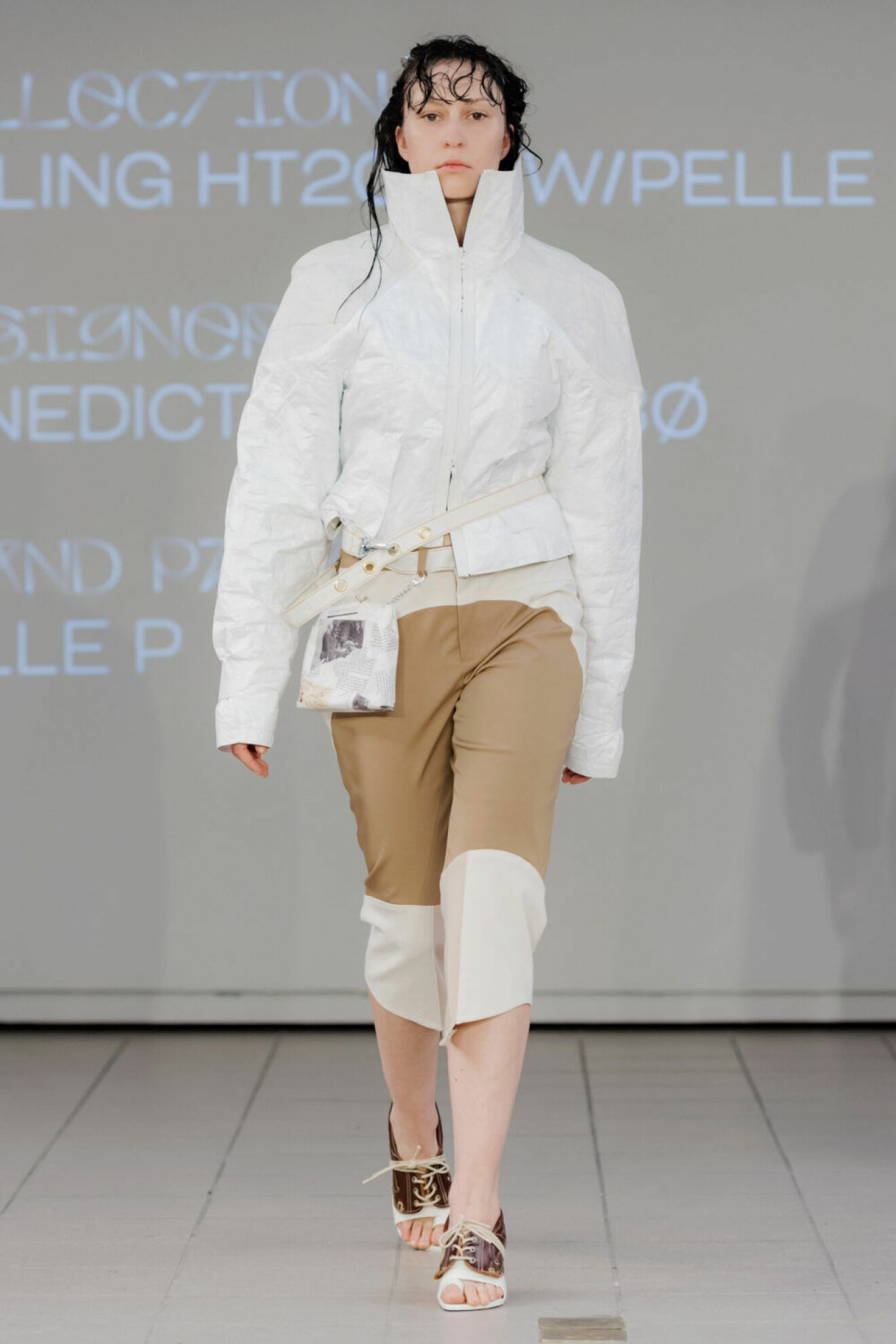 Beckmans collage of fashion AW19, kamelfärgade byxor och vit jacka.
