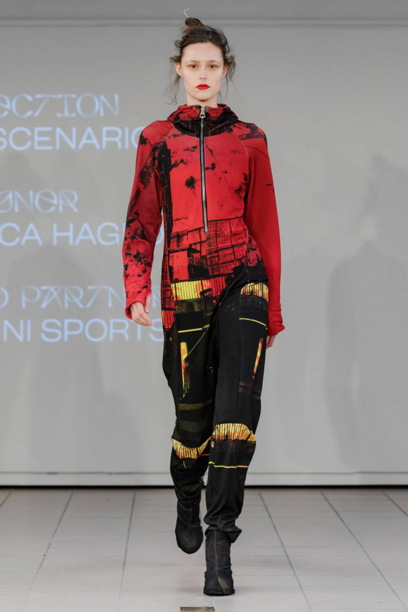 Beckmans collage of fashion AW19, röd overall.
