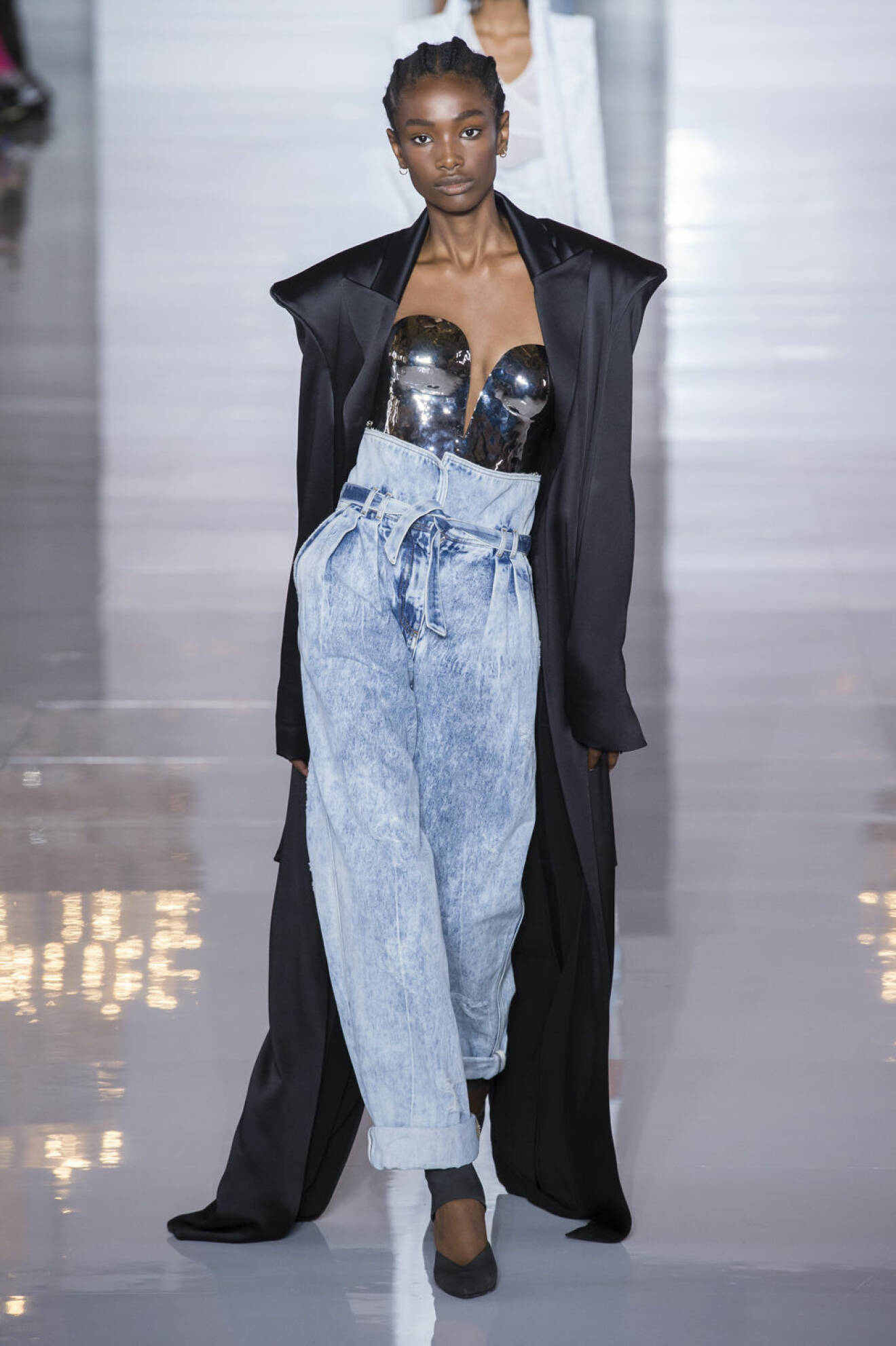 Balmain-jeans, ett av trendplaggen våren 2019