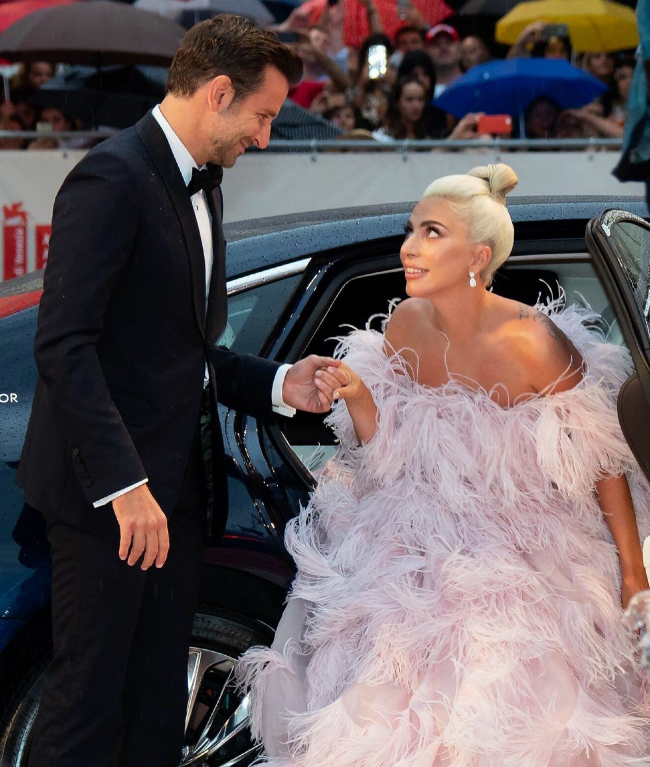 Bradley Cooper och Lady Gaga i Venedig.