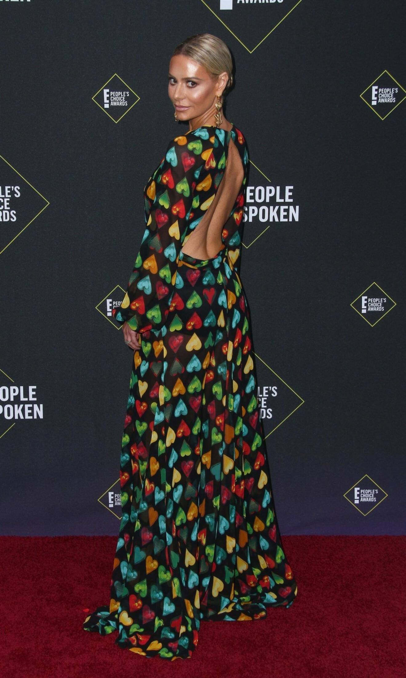 Dorit Kemsley på röda mattan på People's Choice Awards 2019