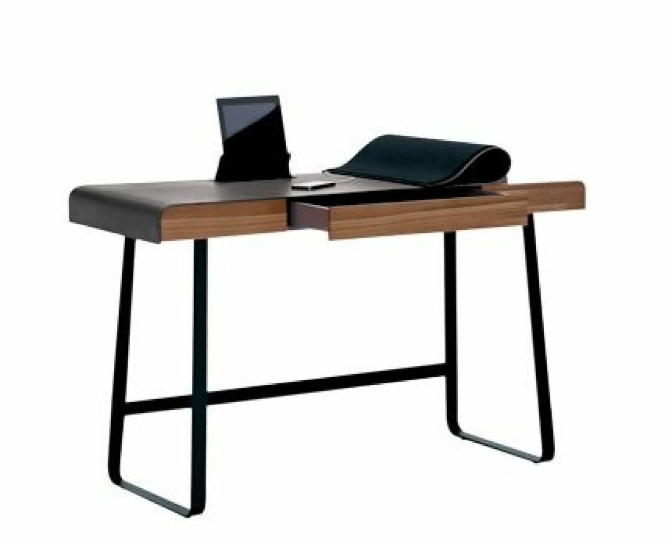 pegasus-black-walnut-skrivbord
