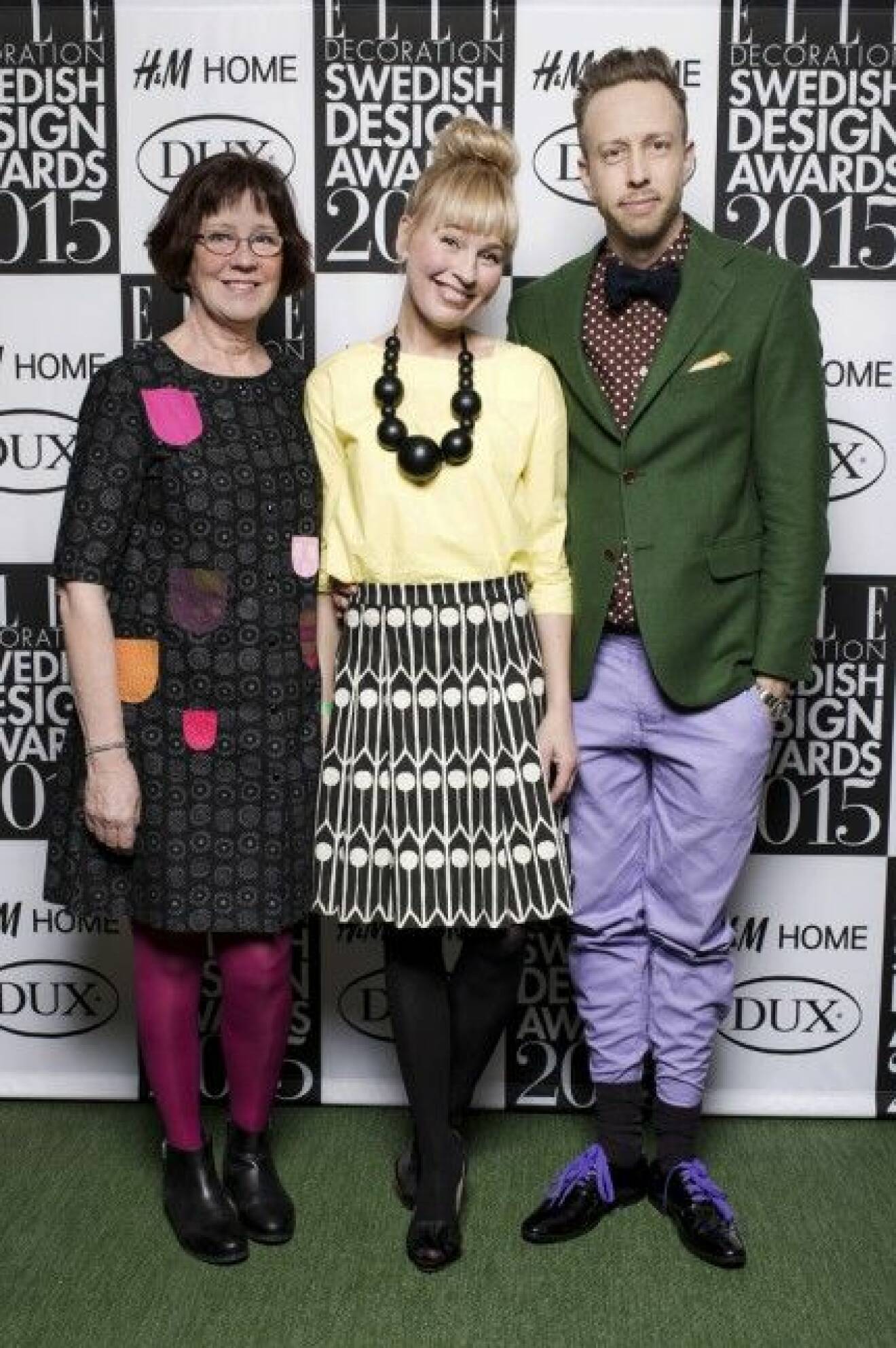 Camilla Lundsten vinnare av årets textil tillsammans med sin mamma och make