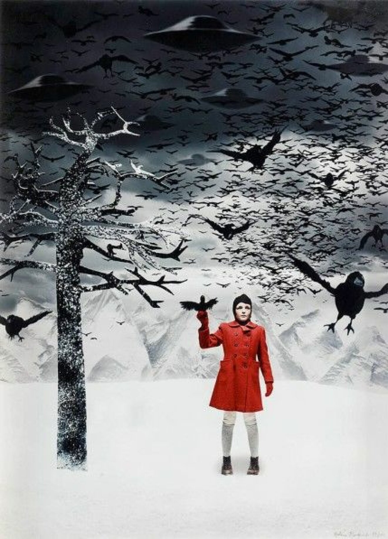 Girl With Red Coat, 2006, av Helena Blomqvist. Utrop 15 000–20 000 kr, Contemporary, Bukowskis.