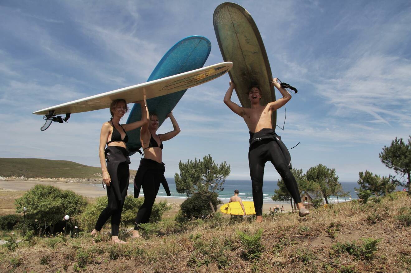 semester surfakademin lär dig surfa på semestern