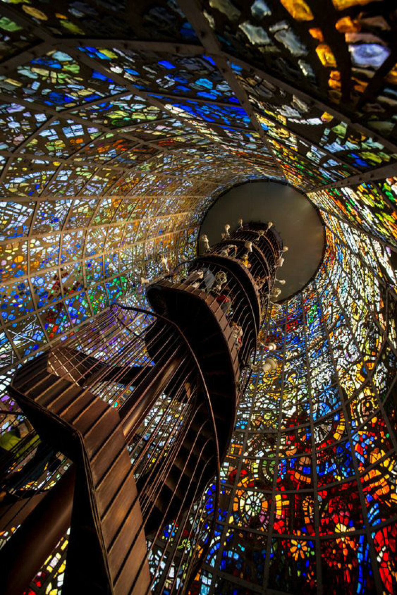 02. stained-glass-staircase-hakone-outdoor-museum-japan