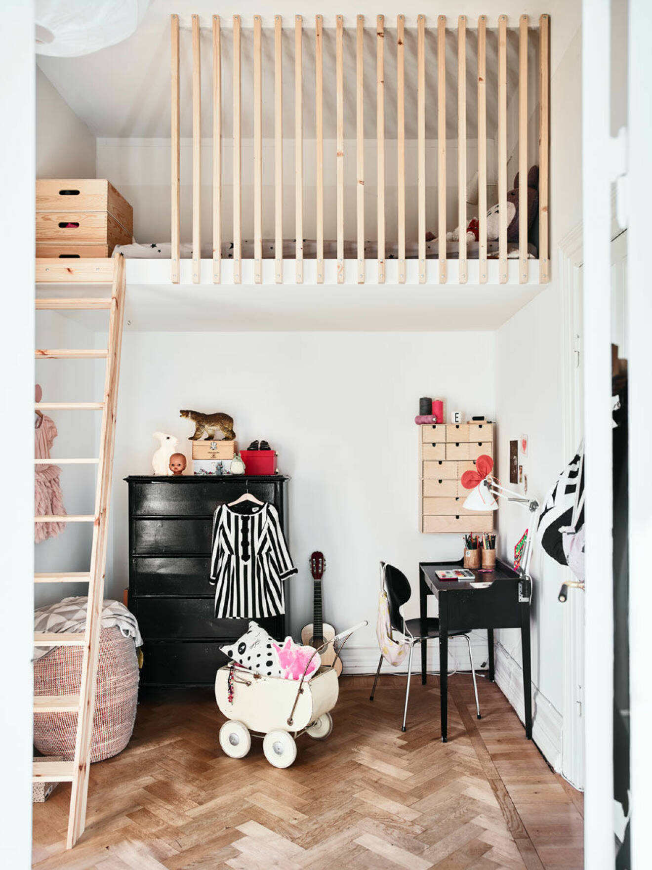 Sovloft i barnrummet i hemmet i centrala Malmö