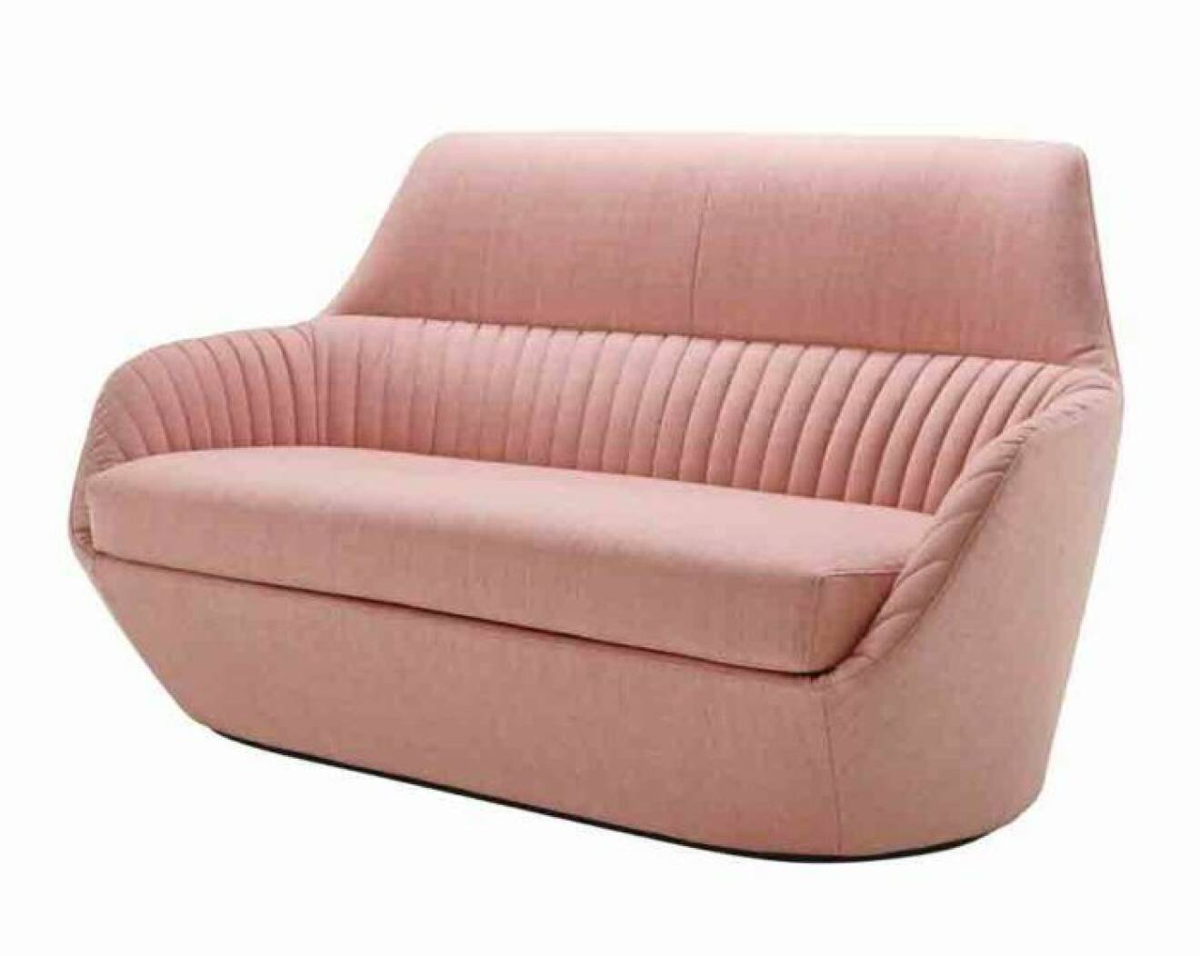 En rosa soffa. 