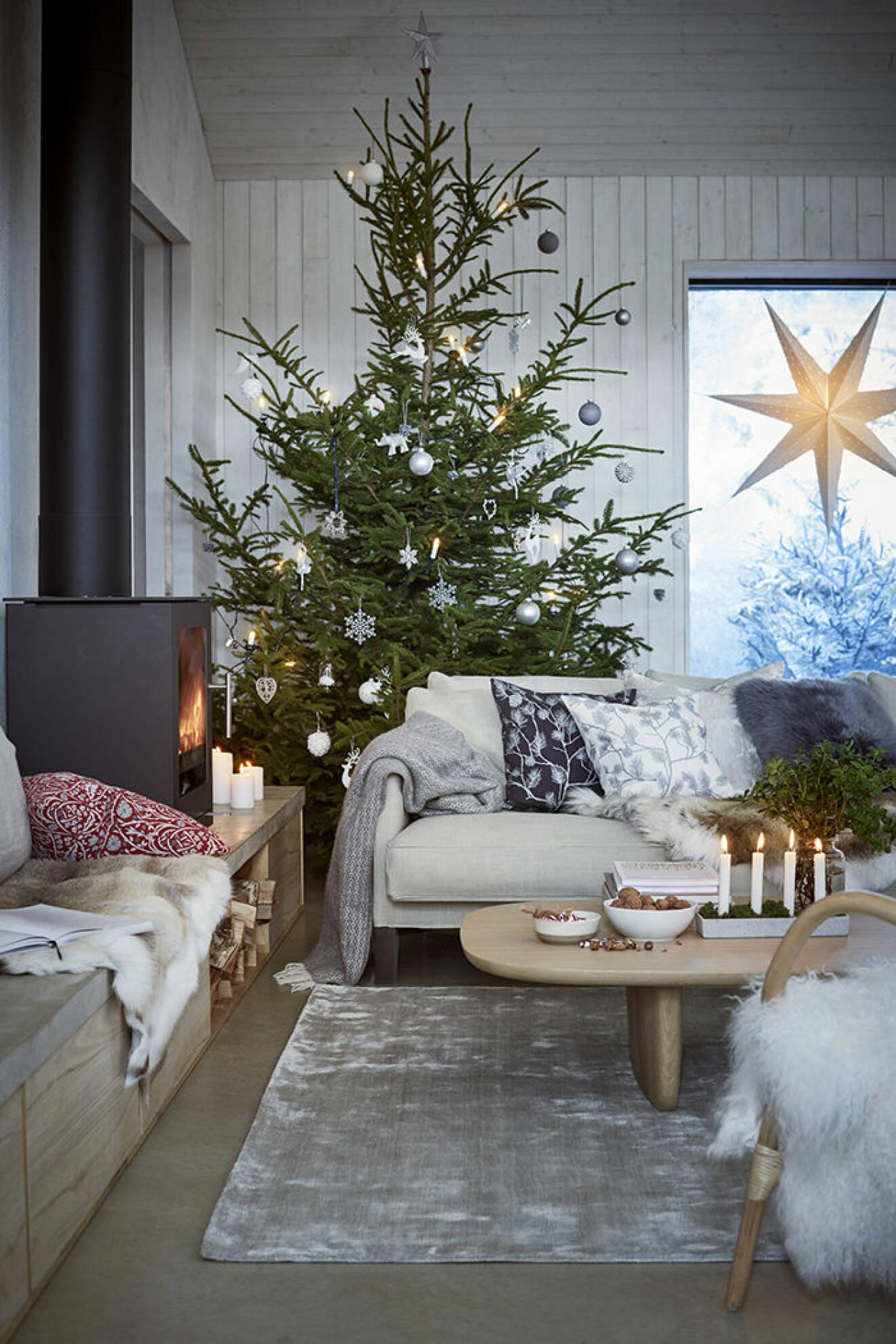 Ombonad, elegant känsla i Åhléns julkollektion 2017