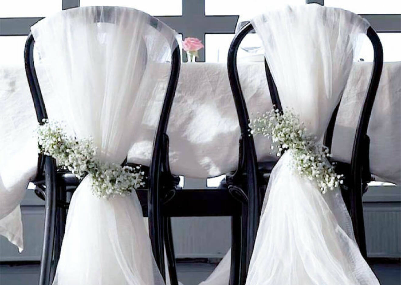 Bröllopsdekorationer med brudslöja, dukning