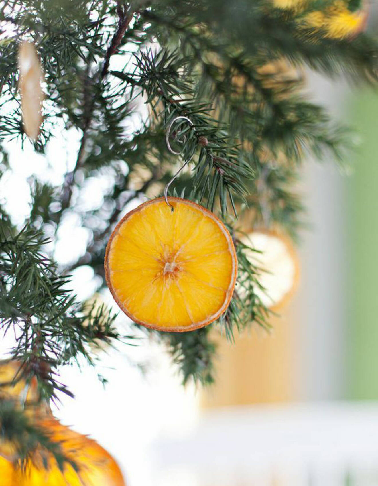 Julgransdekoration med apelsin