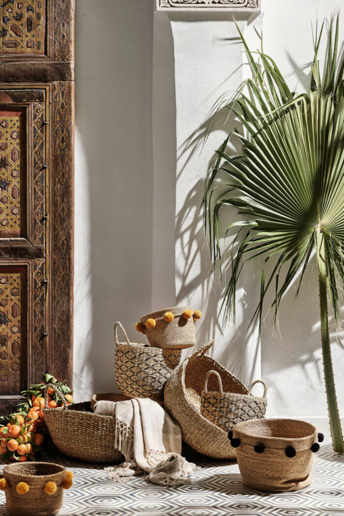 Fånga den marockanska stilen och inred med naturmaterial. Foto: H&M Home