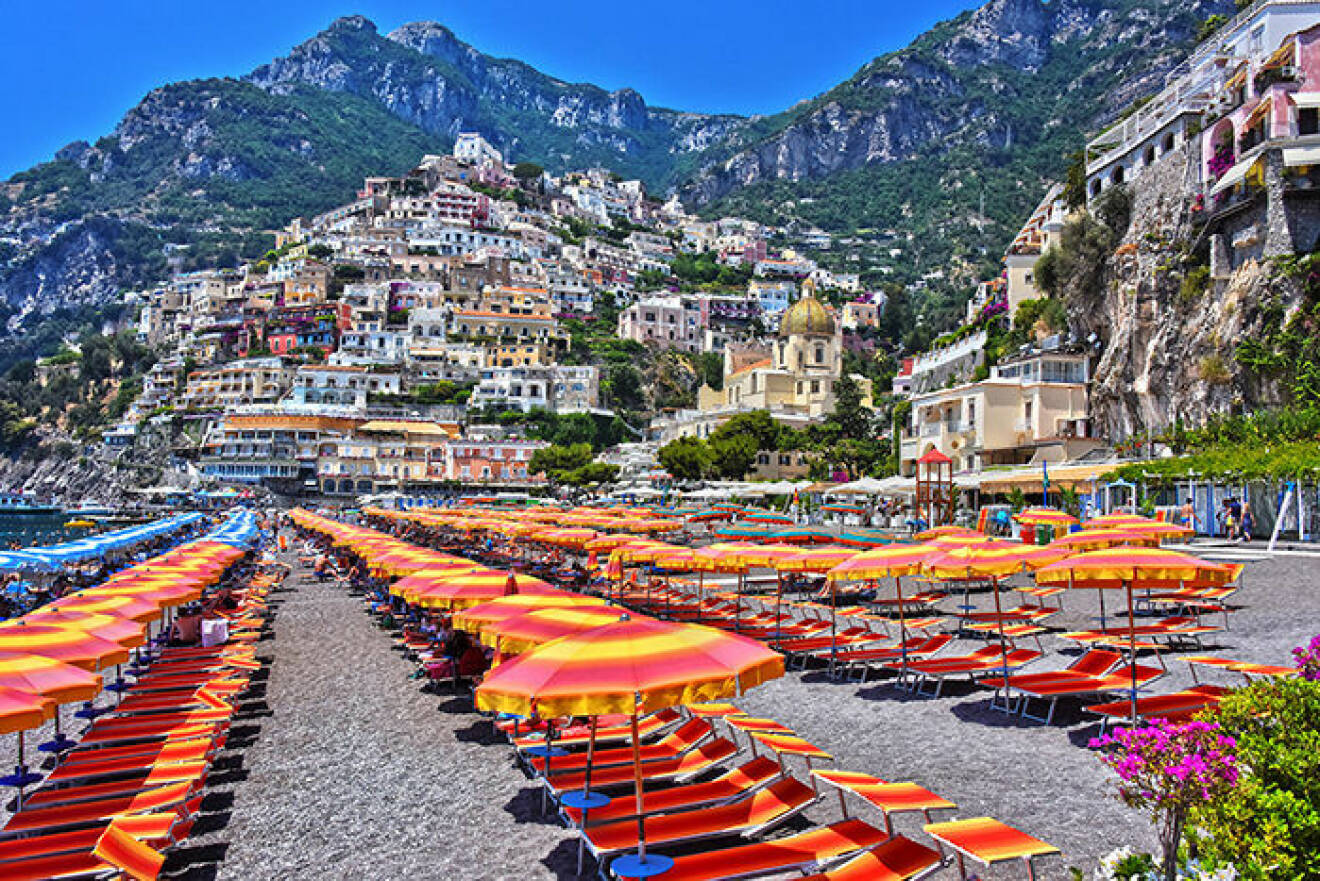 Stranden i Positano i Italien är en instagramvänlig strand