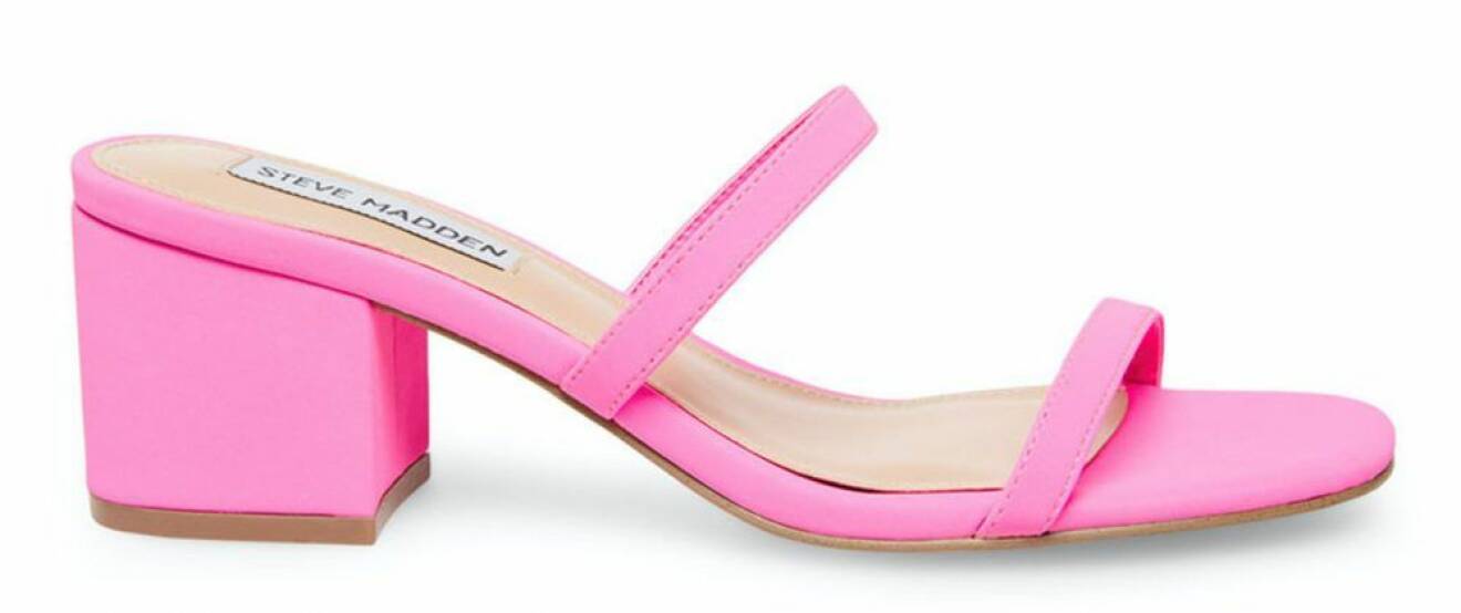 rosa sandaletter från Steve Madden.