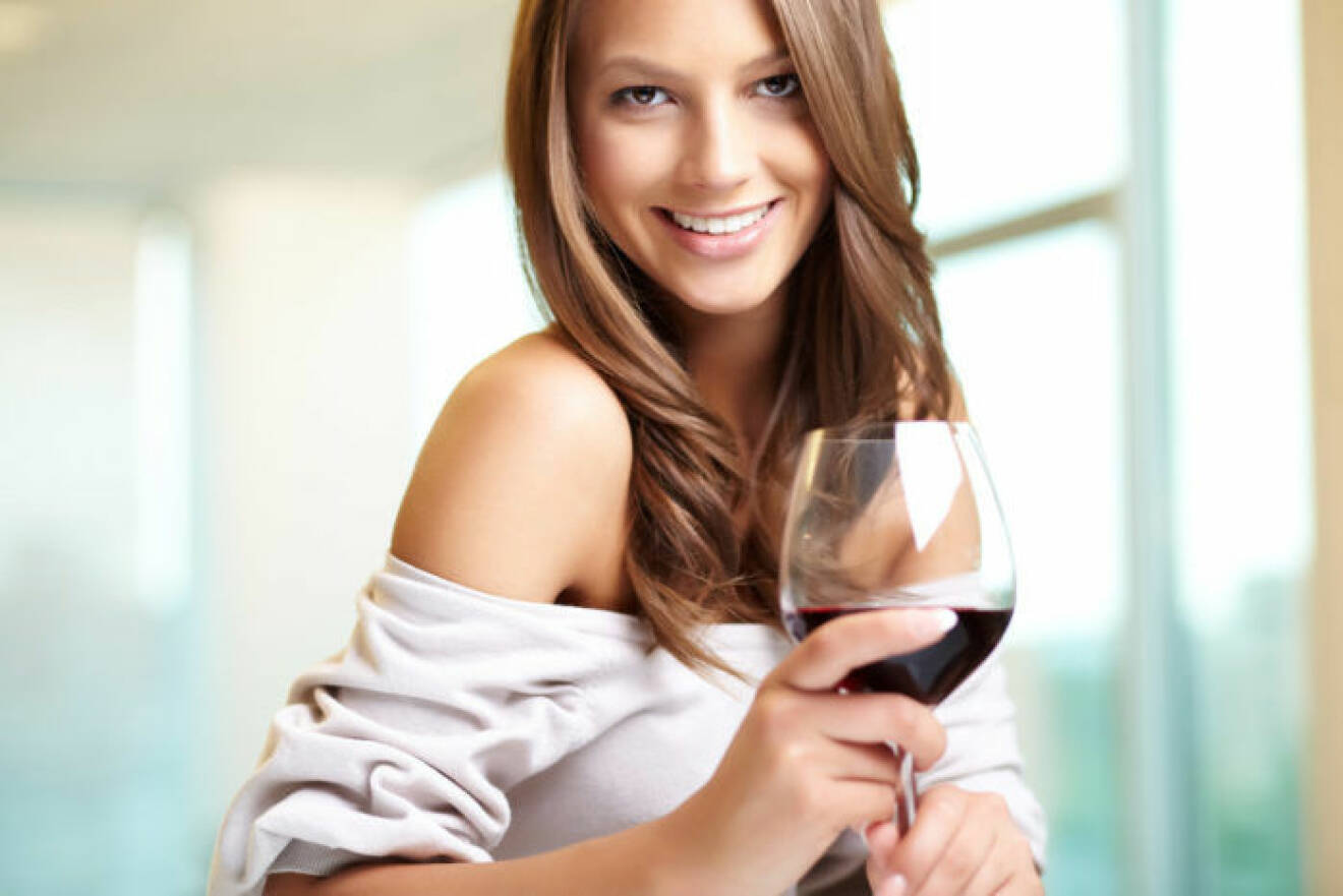 Rött vin motsvarar tyvärr INTE en timmes träning Foto: Shutterstock