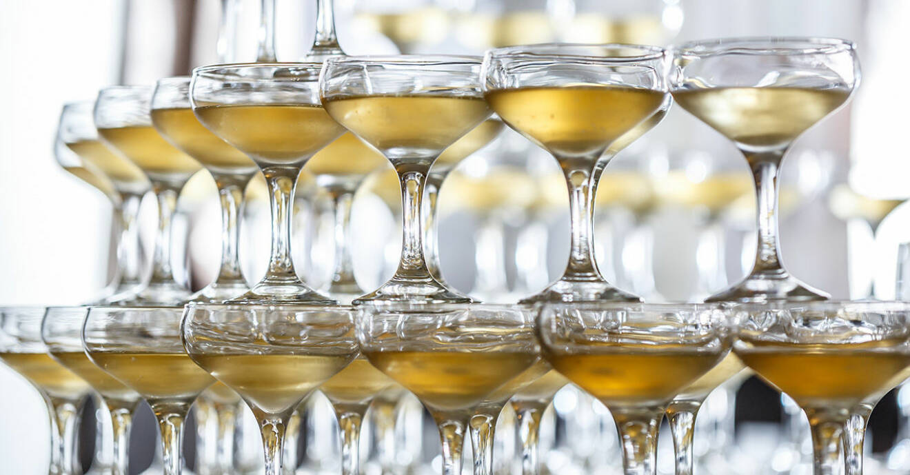 Vi lär dig att bygga ett champagnetorn. Foto: Shutterstock