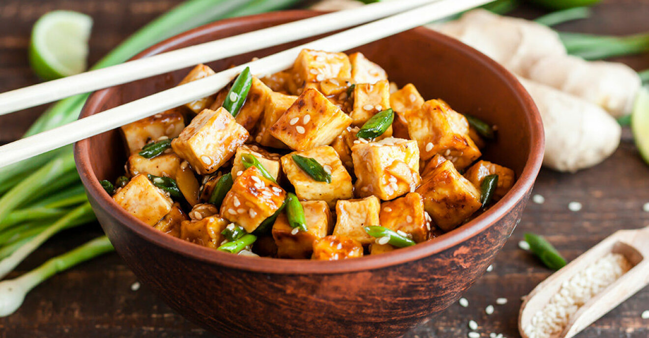 Tofu är en bra proteinkälla för veganer.