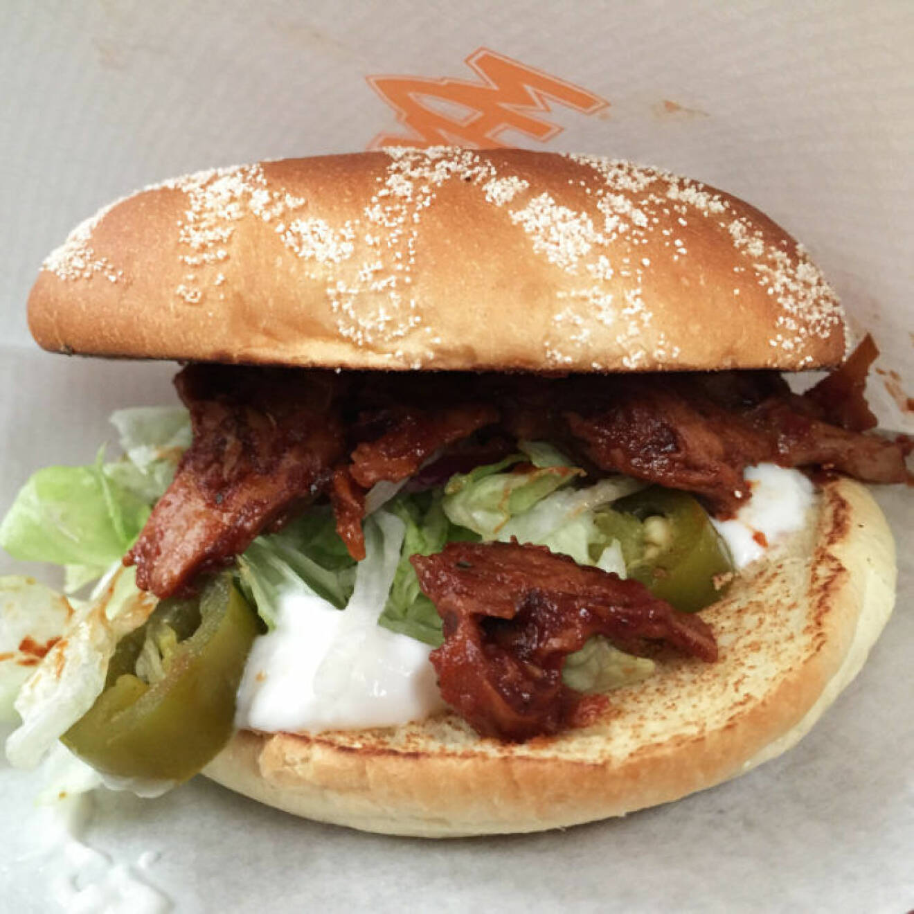 max-hamburgare-vegansk-oumph-bbq-sandwich