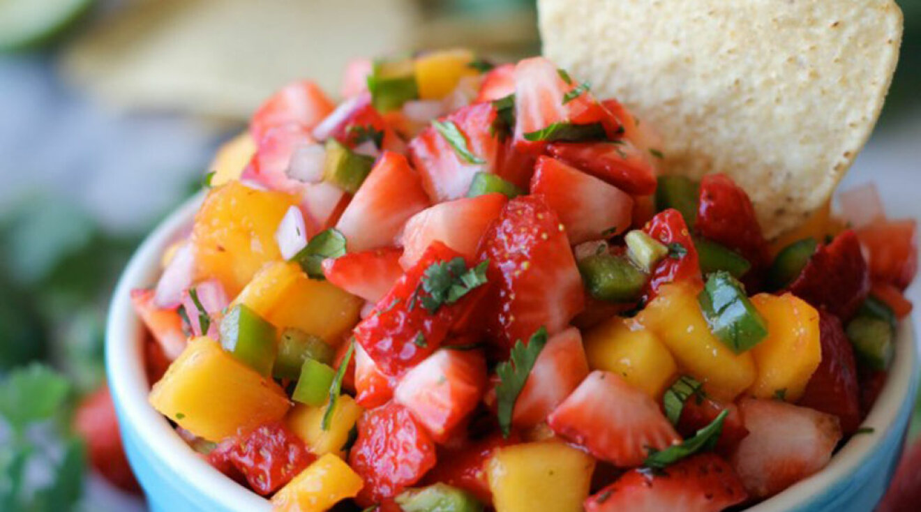Salsa på jordgubbar och mango. | ELLE