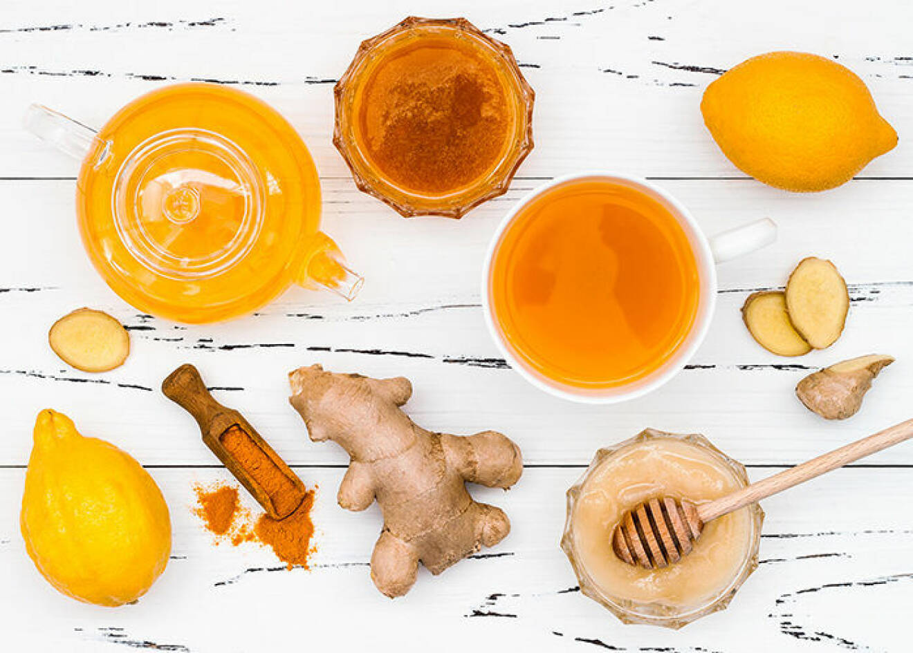 Citron, gurkmeja, ingefära och honung – anti-inflammatorisk pangjuice! Foto: Thinkstock