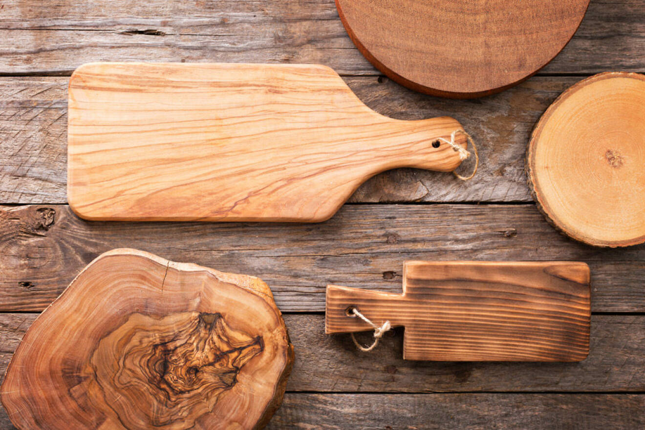 Snygga skärbrädor i trä. Foto: Shutterstock