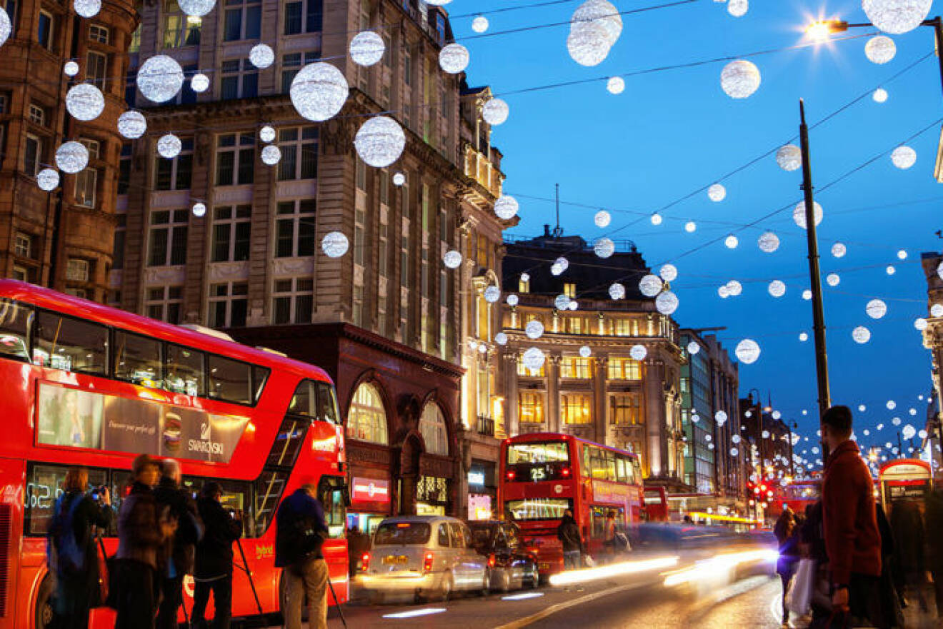 Julbelysning på Oxford Street i London. Foto: Magdanatka/Shutterstock