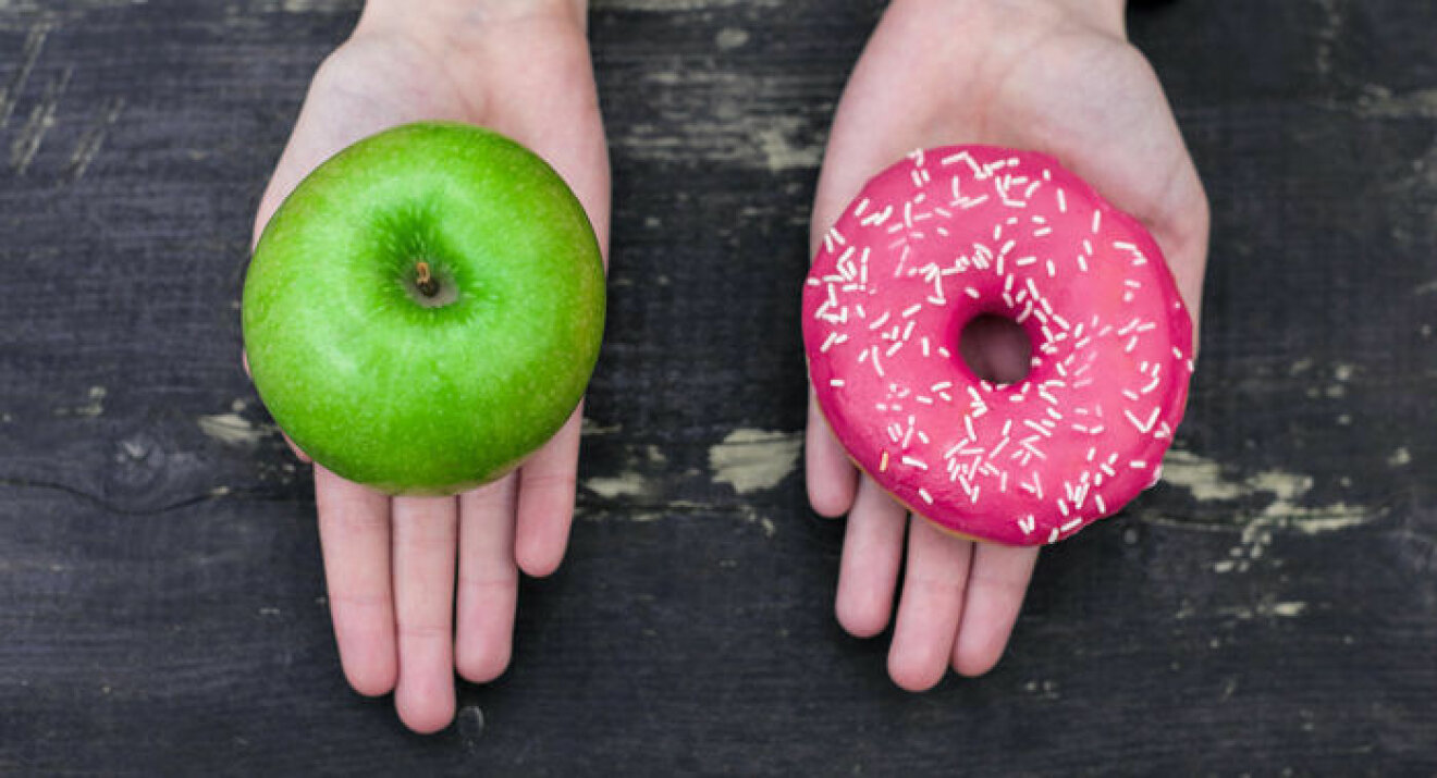 Väljer du frukten eller bakverket? Foto: Shutterstock