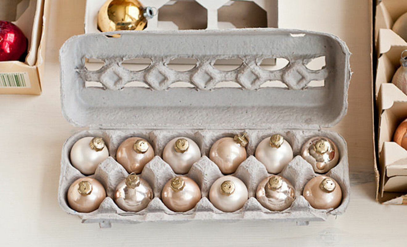 Förvara julgranskulorna i en äggkartong!