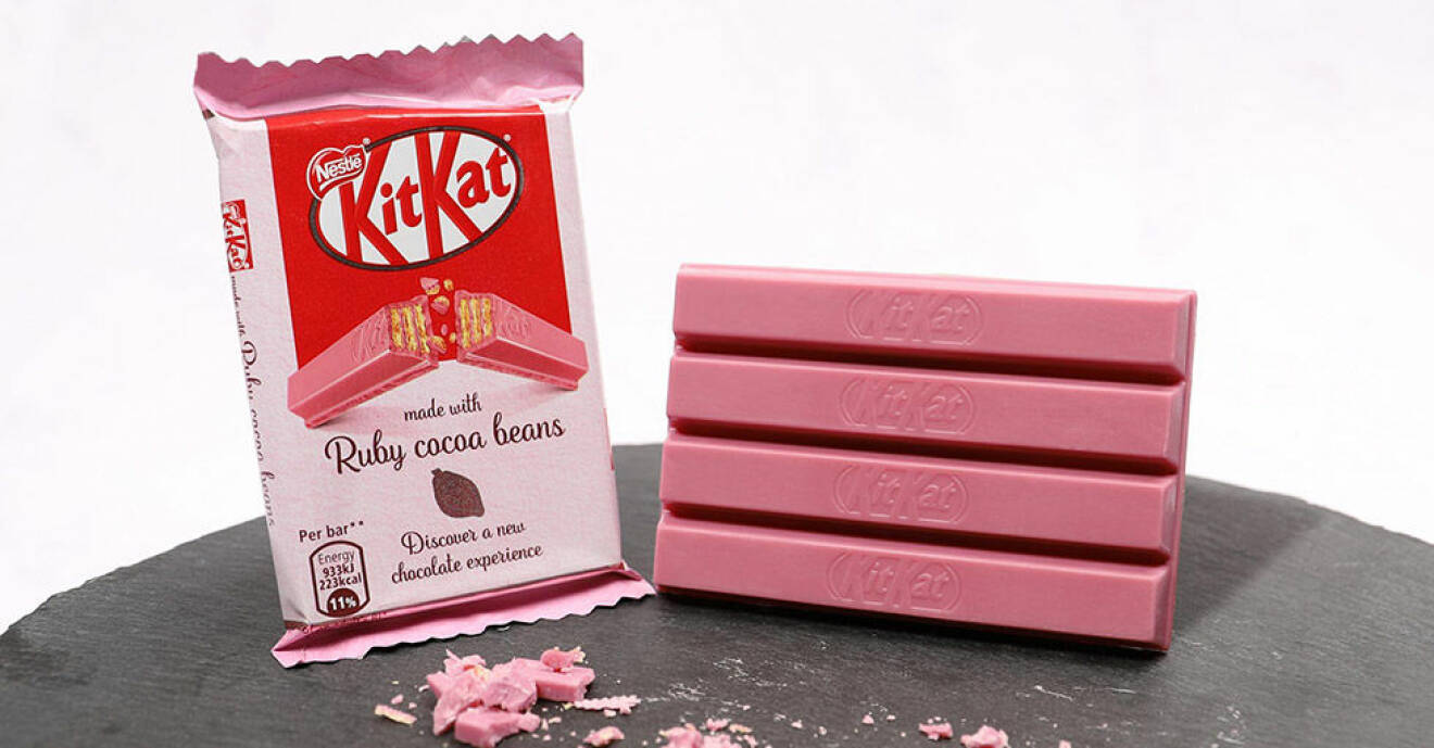 Rosa KitKat gjord på Ruby-choklad.