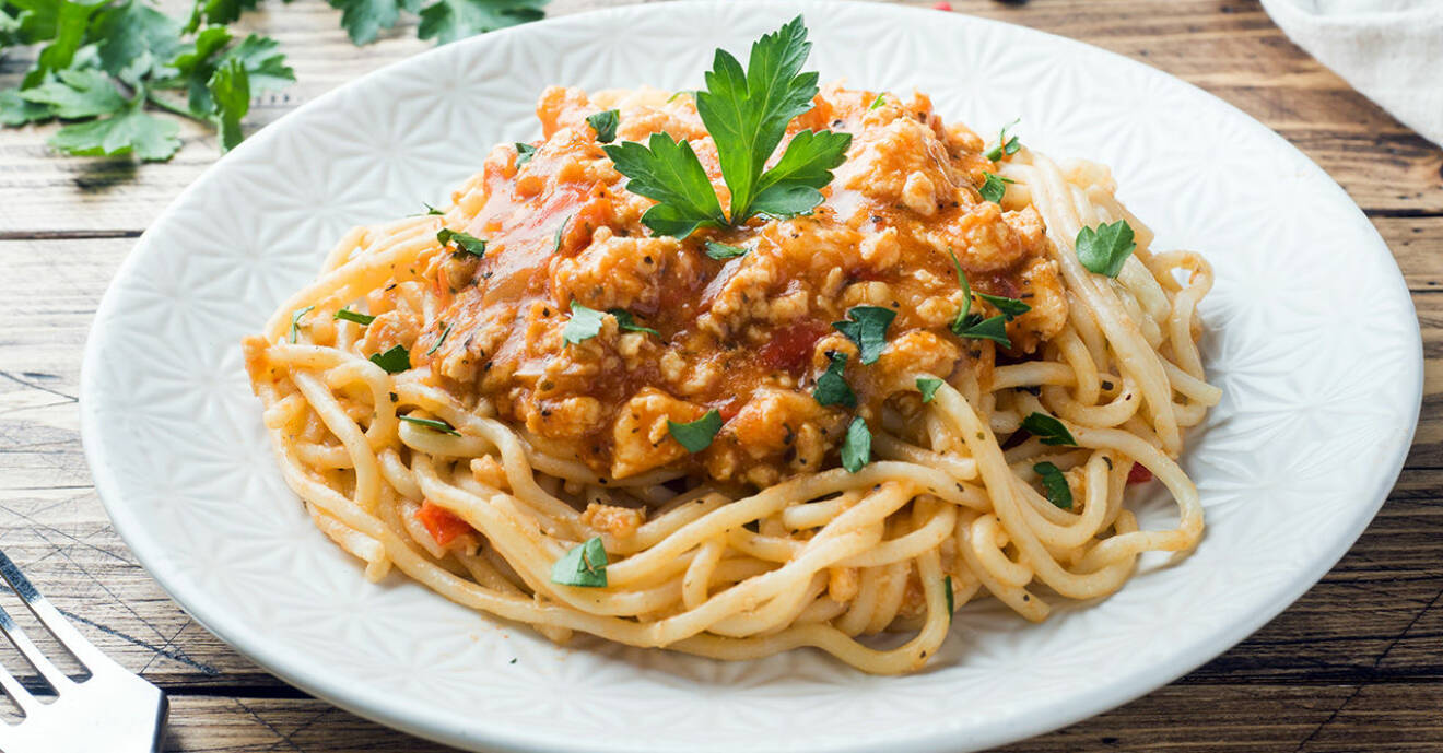 Spagetti och köttfärssås är en av våra populäraste rätter till vardags!