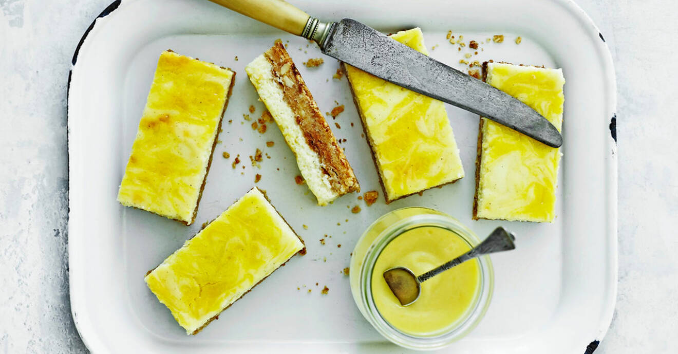 Recept på cheesecake-snittar med lemon curd