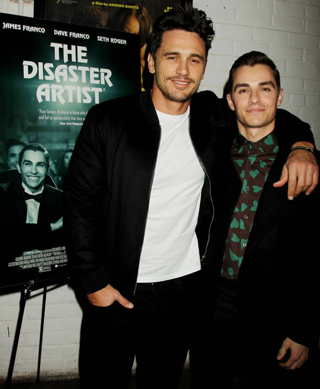 En bild på James och Dave Franco på filmpremiären av The Disaster Artist, 2017.